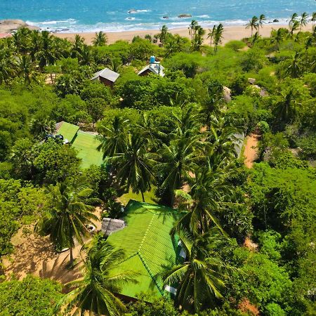 Sarada Beach Resort Yala ทิซซามาฮารามา ภายนอก รูปภาพ