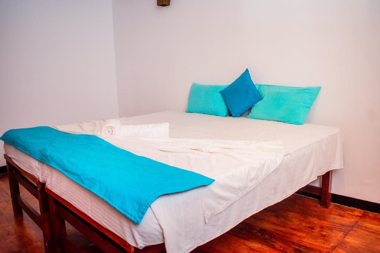 Sarada Beach Resort Yala ทิซซามาฮารามา ภายนอก รูปภาพ
